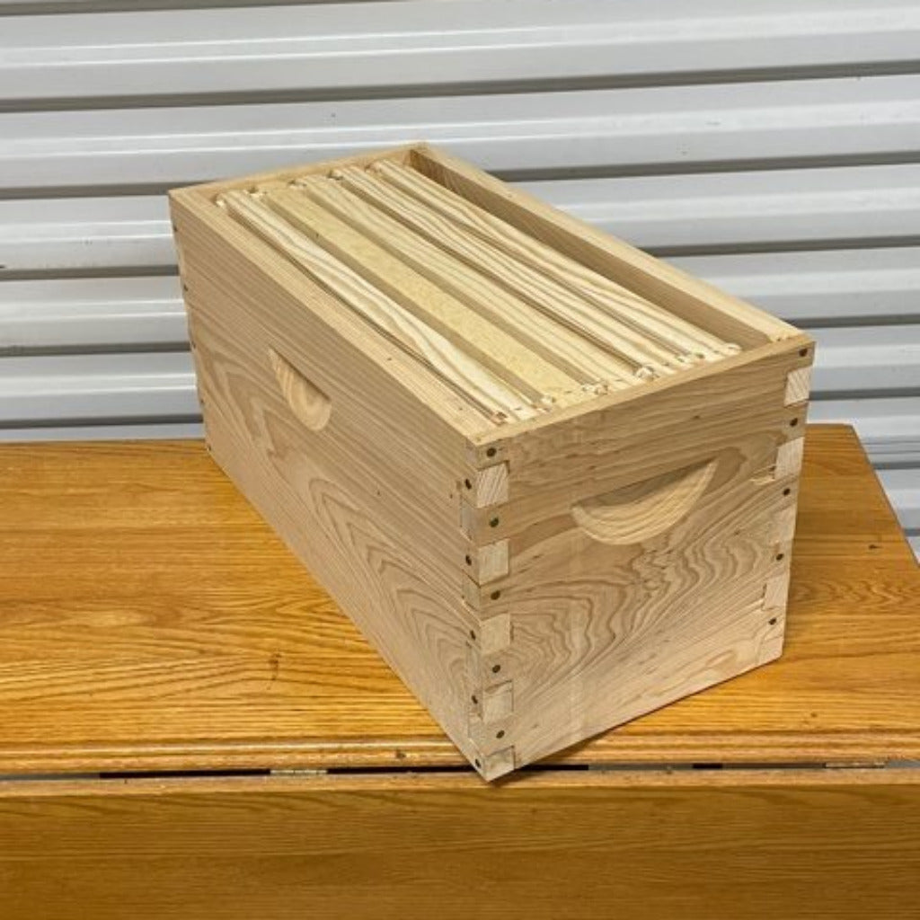 5 Frame Deep Super With Frames Assembled