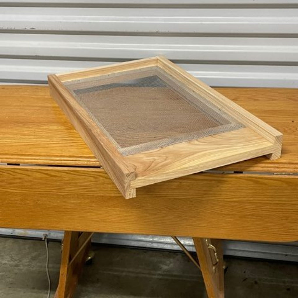 8 Frame Screen Bottom Board 