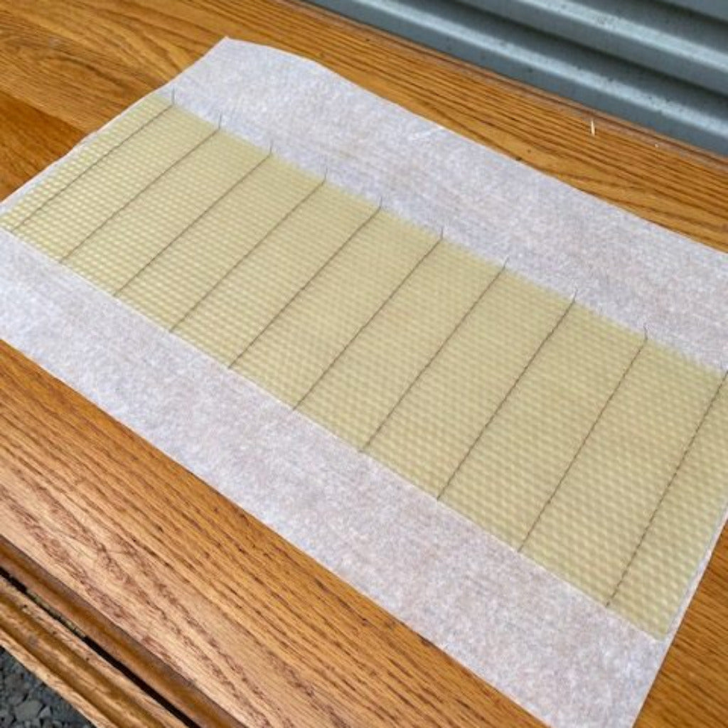 Foundation medium wax single piece