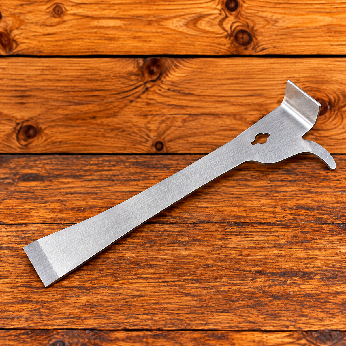 Combination beekeeping hive tool for lifting frames, scraping propolis and opening hives