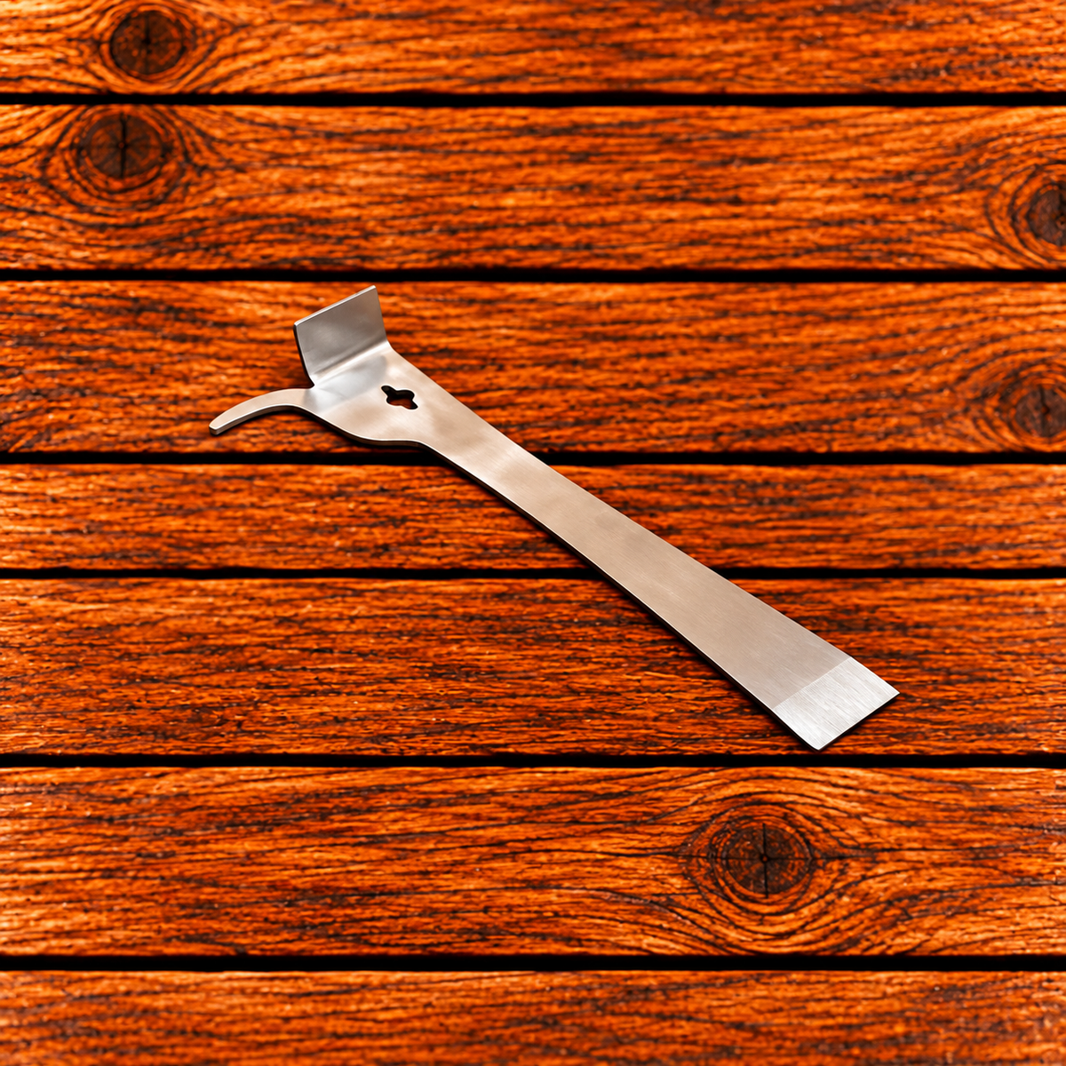 Combination beekeeping hive tool for lifting frames, scraping propolis and opening hives