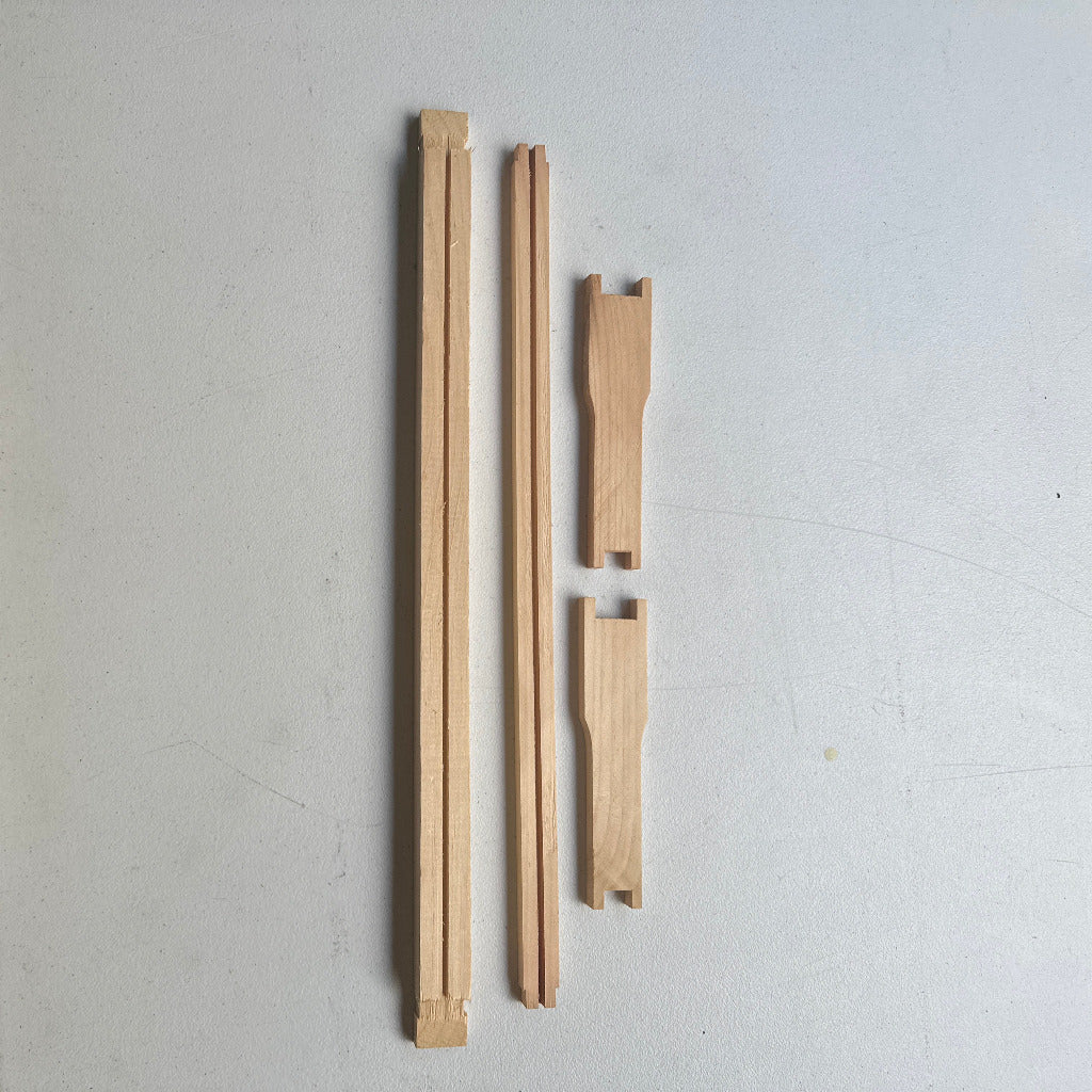 Frame medium with no plastic unassembled