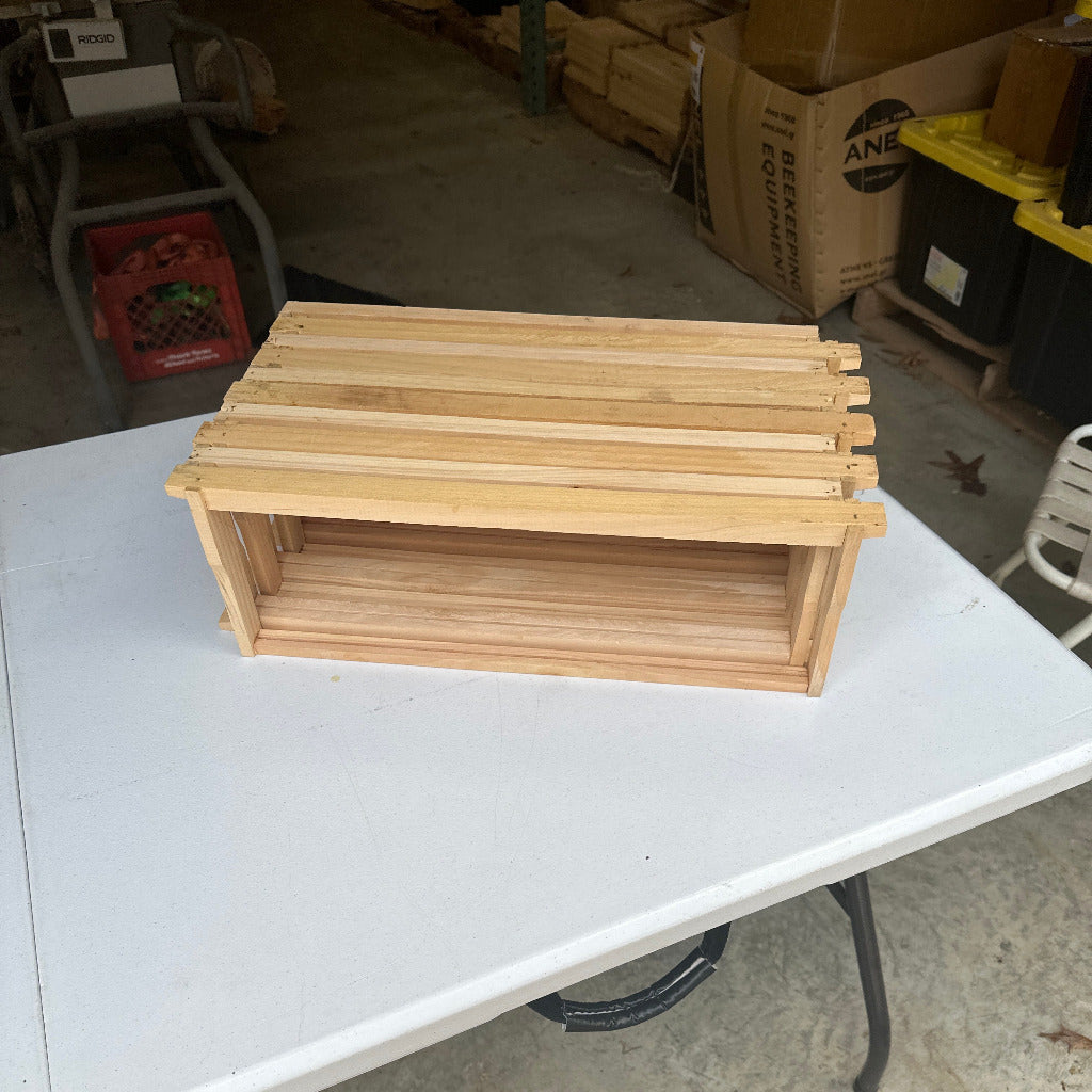 frames medium 10 no plastic-assembled