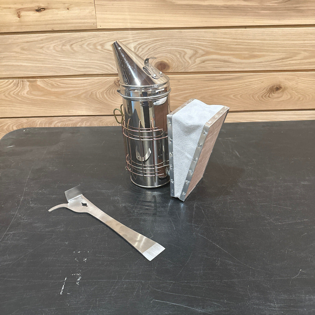 Smoker, combination hive tool