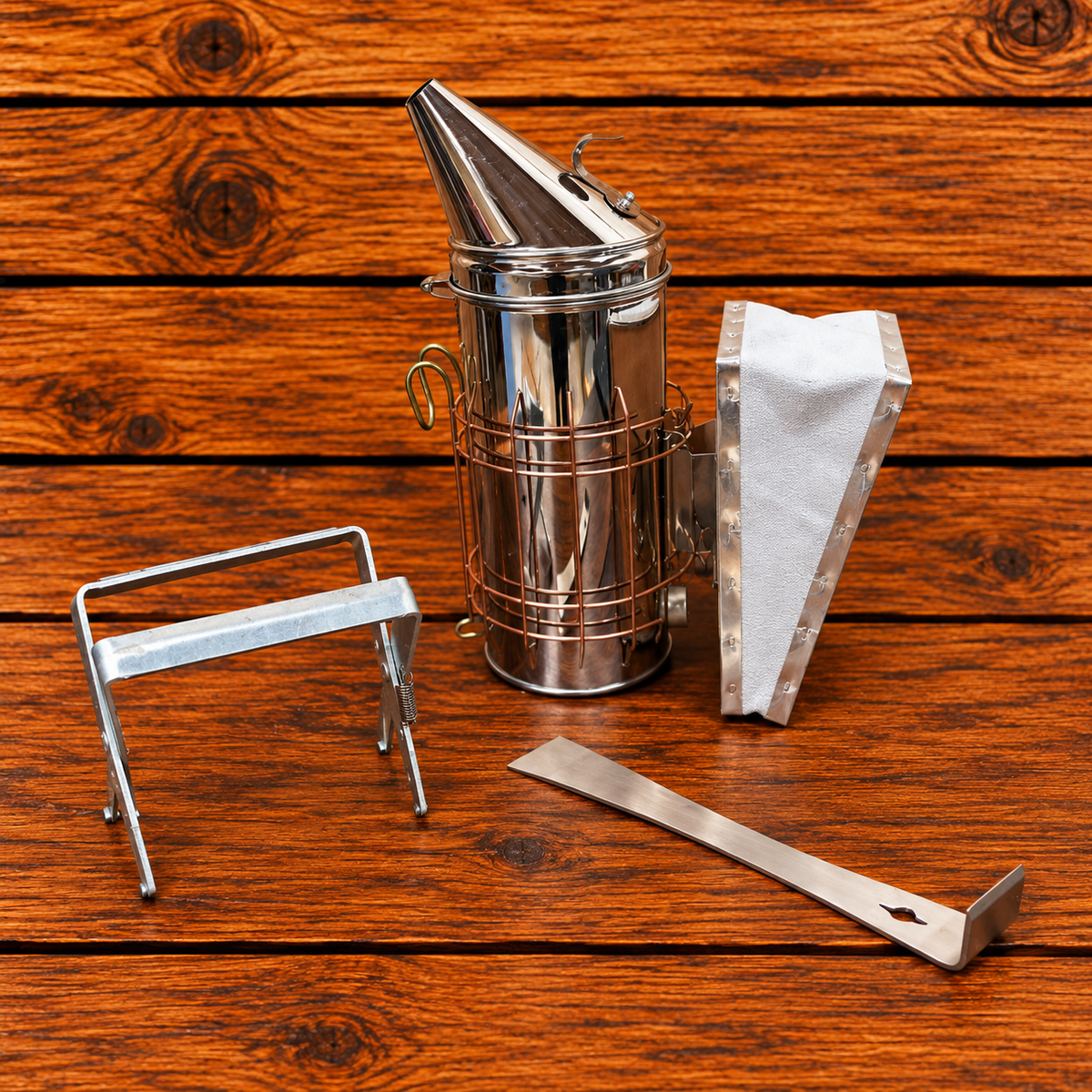 Beekeeping hive inspection kit with smoker, regular hive tool and frame grip